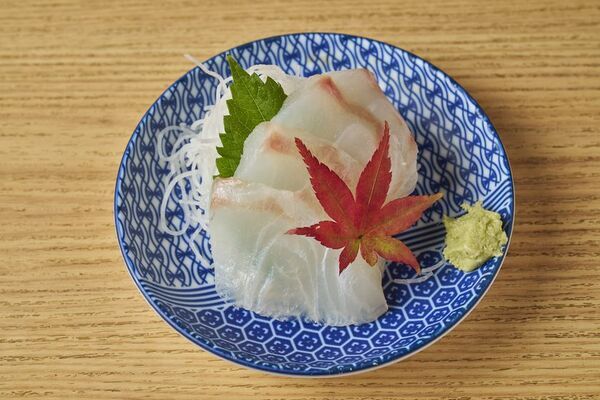 熱海の秋を一杯の丼に　旬の紅葉鯛と秋のサーモン　熱海の秋を彩る丼が10月6日に解禁！