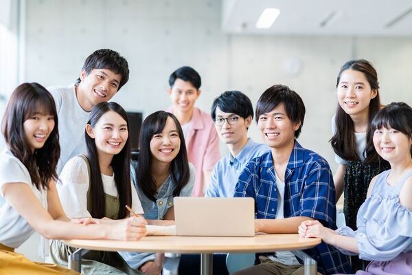 若者の提言を「聞く」で終わらせない。未来を事業にするCFO制度　16歳CFOのアイデアが、1年後「学童ホテル」として社会実装へ　若者の提言を“本当に事業にする”ホロニック、第4期CFOを募集　次なるテーマは「AIに選ばれるだけじゃない。人に“推されるホテル”」