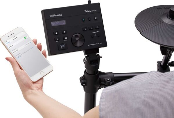 初心者やドラム演奏を再開したい方に最適　自宅での練習を続けやすい電子ドラム2機種を発売