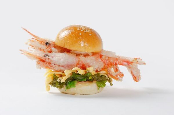 香住蟹を扱う水産会社が、新テイクアウト店「CRAB & SHRIMP」を10/15(木)に兵庫・城崎温泉にオープン！漁港から直送の香住蟹を使った贅沢ハンバーガーなどを開発