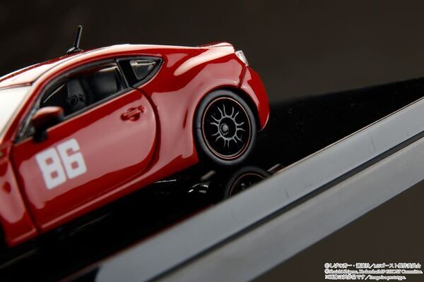 『MFゴースト』片桐 夏向のToyota 86を再現　1/64スケールミニカー2商品の受注受付を開始