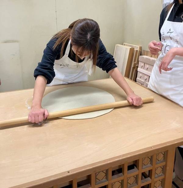 “購入先”から“推し”へ。産地体験へ招待　工場見学・藍染・つくり手との交流を通じ「自然布」の背景を体験。KURASIKUファンイベントを開催
