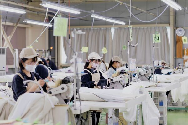 “購入先”から“推し”へ。産地体験へ招待　工場見学・藍染・つくり手との交流を通じ「自然布」の背景を体験。KURASIKUファンイベントを開催