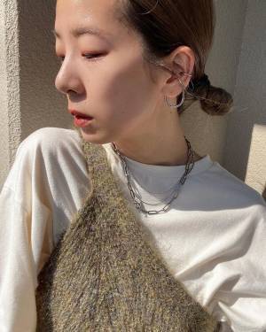 どう取り入れる？ボリューミーなアクセサリー使い