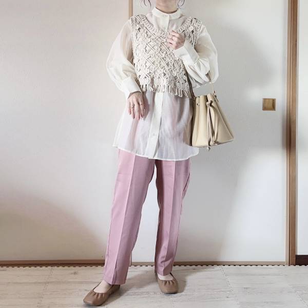 「重宝すること間違いなし」【しまむら】ブランドの“シアーシャツ”が着回しに最高♡