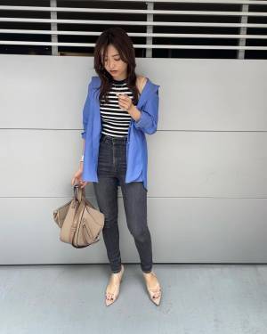 やっぱ『ブルー』優勝かも♡ 【ユニクロ】オンオフ使えて超便利！「最旬シャツ」