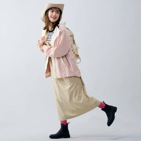 雨を『つるんつるん』に弾く！【ワークマン】春カラーも充実♡ おしゃれ「撥水アウター」