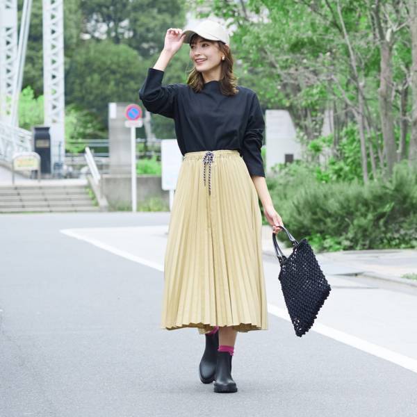 噂どおり《最高》だわ！！【ワークマン】色・機能・デザイン◎ 撥水「プリーツスカート」