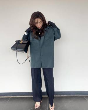 ちょうど欲しいやつだ！！【ユニクロ】ワーク感がたまらん♡ 半端袖「値下げシャツ」