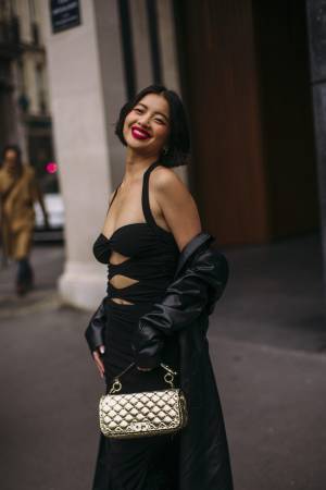 世界のストリートスナップで見る、カットアウト服の達人