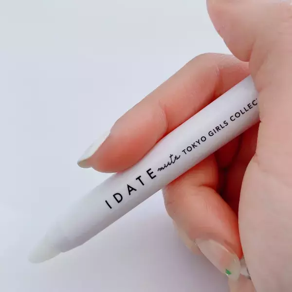 「使い勝手よすぎ」「リピート確定」！！【ダイソー】驚きの「優秀コスメ」はお出かけのおともに！