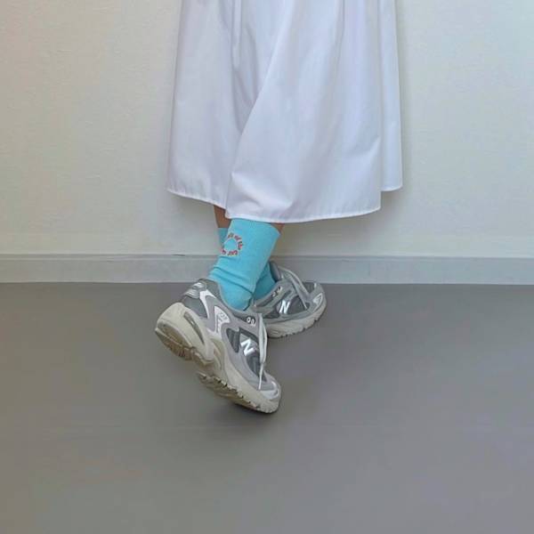 これが330円！？「きれいなカラーとデザイン」「高見え」【3COINS】春から夏にかけてピッタリ♡な”カラーソックス”