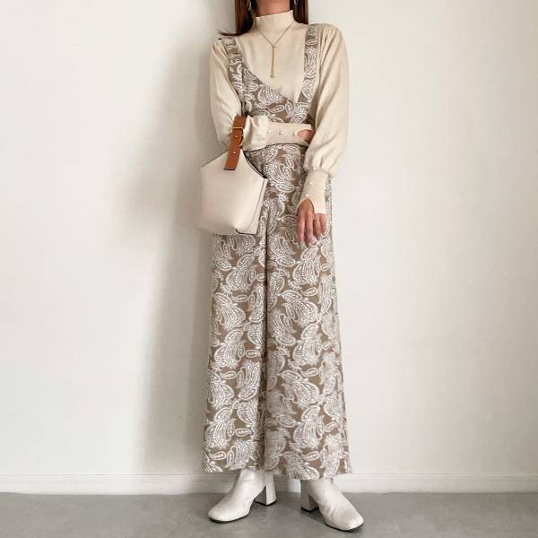 袖口のパールボタンにきゅん♡♡「もっちりした肌触り」「万能ニット！」【aquagarage】”ニットトップス”が着映え間違いなし！