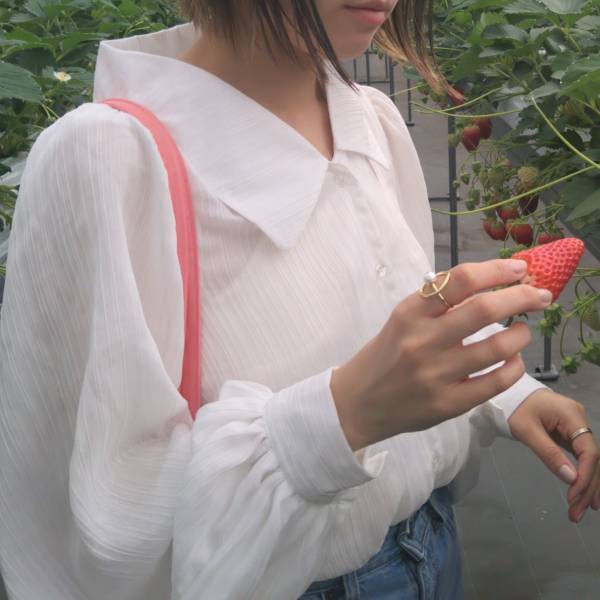 ”1299円”で買える春の必須アイテム！【GRL】「とにかくデザインがかわいい」ブラウスが大好評！