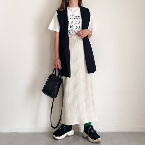 これぞ「大優勝スカート決定」！【GU】「シルエットが美しいと話題」大人女子向け”万能”タイトスカート♡