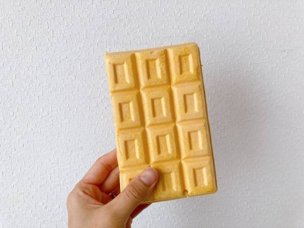 「コスパ抜群」で「懐かしさも感じられる」！！【ファミリーマート】でっかいバニラモナカは「要チェック」？！