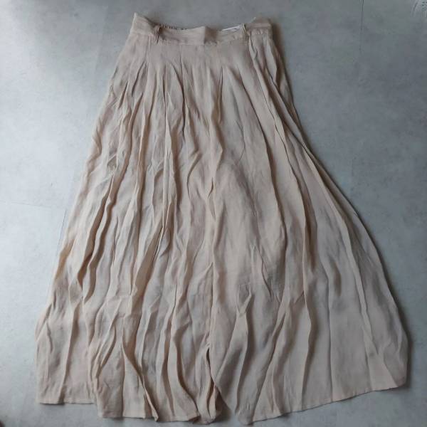 どんな服も「合わせやすくて」？！【しまむら】「抜け感も出せる」”淡色コーデ”特集