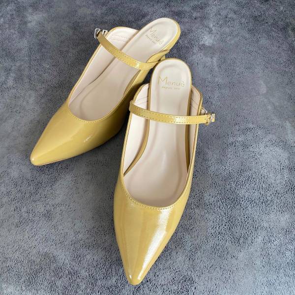 今年のサンダルはどれにする？