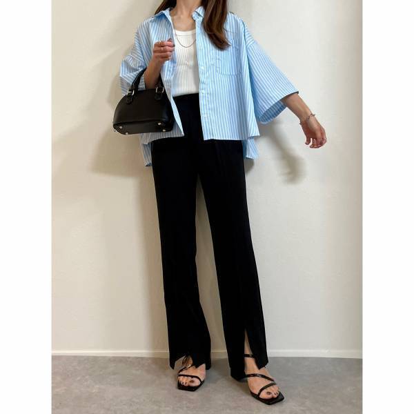 「シルエットが可愛い！」「パンツにもスカートにも合わせやすい」【ZOZOTOWN】オーバーサイズのストライプシャツコーデ♡♡
