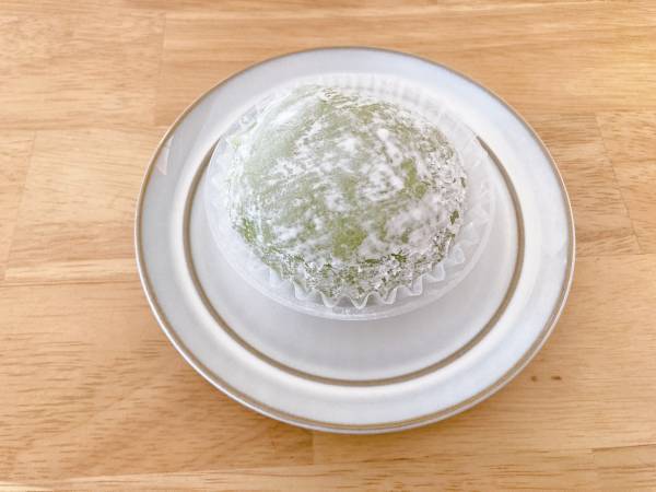 もちもちとろっ♡「抹茶好きさんも満足間違いなし」【セブンイレブン】本格的な味わい！”葛とムースのもちふわ抹茶大福”