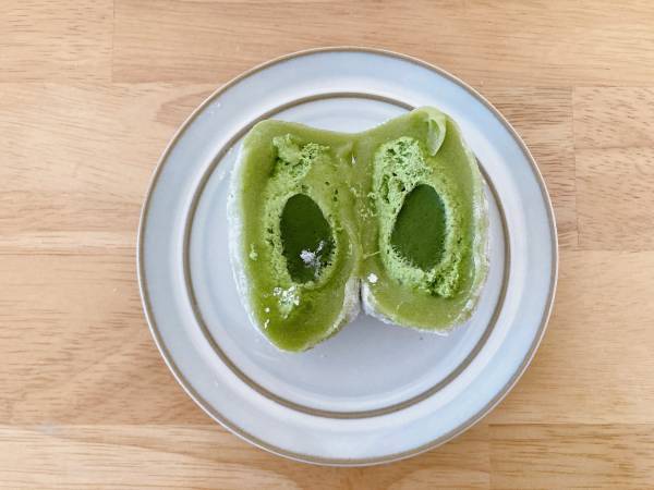 もちもちとろっ♡「抹茶好きさんも満足間違いなし」【セブンイレブン】本格的な味わい！”葛とムースのもちふわ抹茶大福”