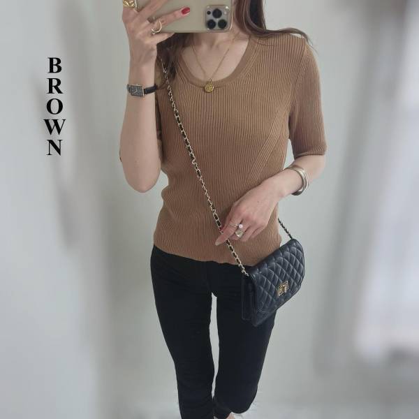 やっぱ【GU】が正解かも！ スタメン入り確実♡ 噂の「リブトップス」