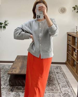 「お気に入り」「着回し抜群」【GU】シンプル派が《ガチ買い》「愛用トップス」