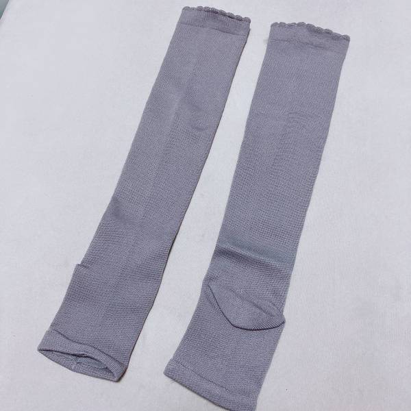 「コスパ最強」の着圧ソックスが【セリア】で手に入るっ？！「優秀なアイテム」を手に入れてみては？？