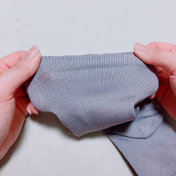 「コスパ最強」の着圧ソックスが【セリア】で手に入るっ？！「優秀なアイテム」を手に入れてみては？？