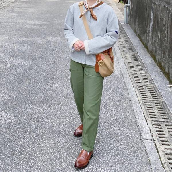 コーデをアップデート！スカーフ使いの達人