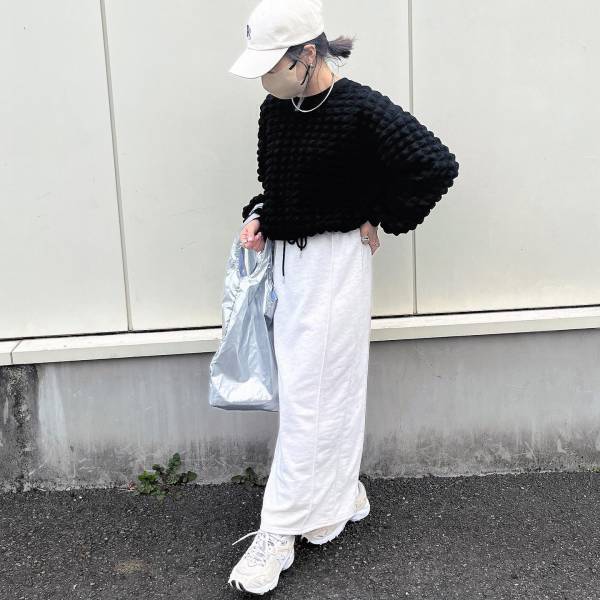 実は、じわじわキテる♡【3COINS】おしゃれさんがこぞって購入！「シルバーバッグ」