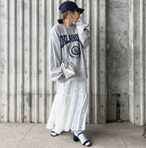 実は、じわじわキテる♡【3COINS】おしゃれさんがこぞって購入！「シルバーバッグ」