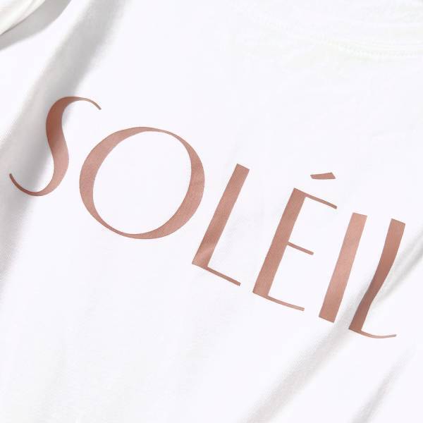 ブラウンロゴでこなれ見え♡「大人女子が着たい！」【Re:EDIT】きれいめにぴったり♡大人モードなロゴTシャツ