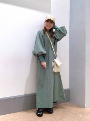 《50%オフ》って、本気！？【ローリーズファーム】ぽわん袖が愛しい♡「シャカシャカワンピ」