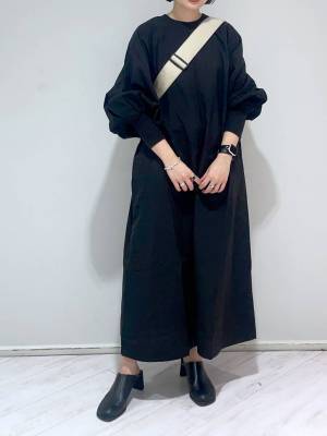 《50%オフ》って、本気！？【ローリーズファーム】ぽわん袖が愛しい♡「シャカシャカワンピ」