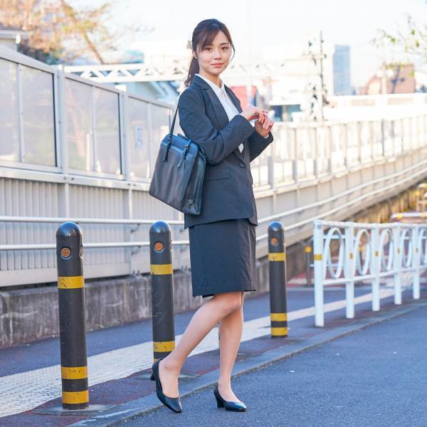 スペック半端ないって！！【ワークマン】きれいめで使い勝手◎ 注目の「撥水アイテム」