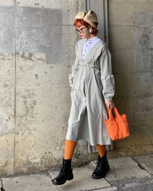 クロップドトップスを上手に着こなすには？