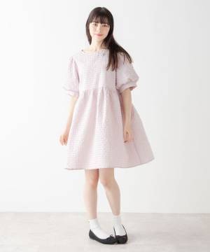 こりゃ、人気出そう♡【ハニーズ】見つけたら即買って！ 大人女子も似合う「ぽこぽこワンピ」