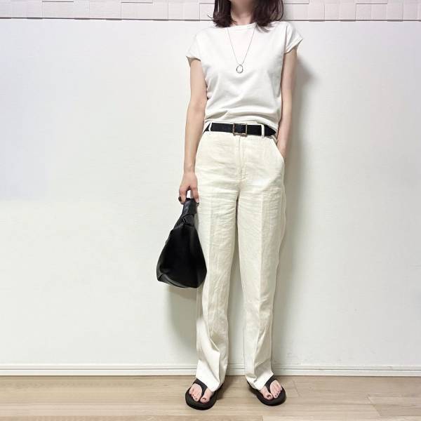 「全大人女子におすすめ（泣）」【GU】やっぱ”モノトーン”最強♡ 大人の「シンプルトップス」