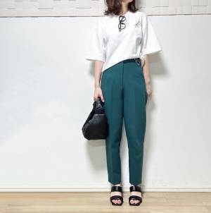 「全大人女子におすすめ（泣）」【GU】やっぱ”モノトーン”最強♡ 大人の「シンプルトップス」