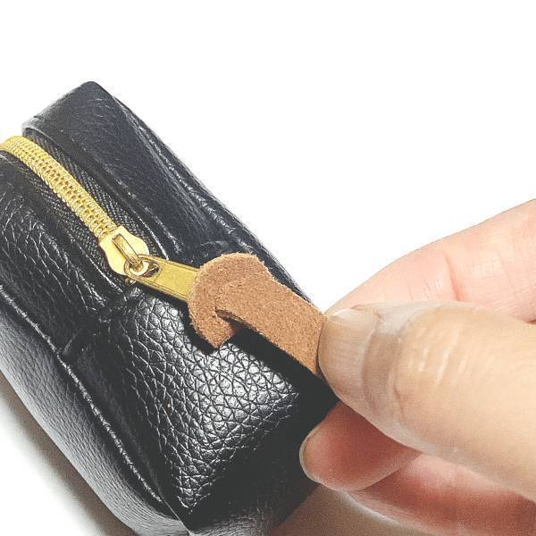 「地味スゴアイテム」！！【キャンドゥ】なのに「本革」？！”ジッパープル”が便利すぎっ？！