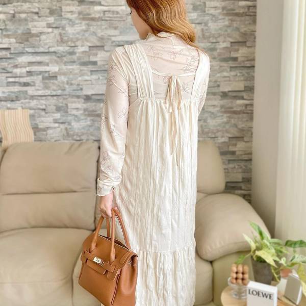 「後ろ姿まで可愛い」ワンピは【しまむら】ですっ！！「体型カバー」もしてくれる優秀”ワンピース”