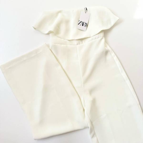 デザイン「たまらなく愛おしい」～♡【ZARA】「可愛いすぎる」と評判！！”ボトムス”2選