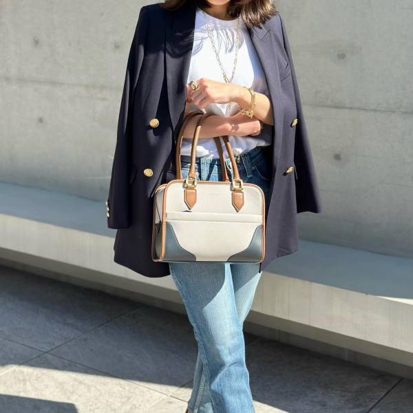 所持率、ぐんぐん上昇中！！【ユニクロ】シンプルこそ《最強》！ 万能「白Tシャツ」