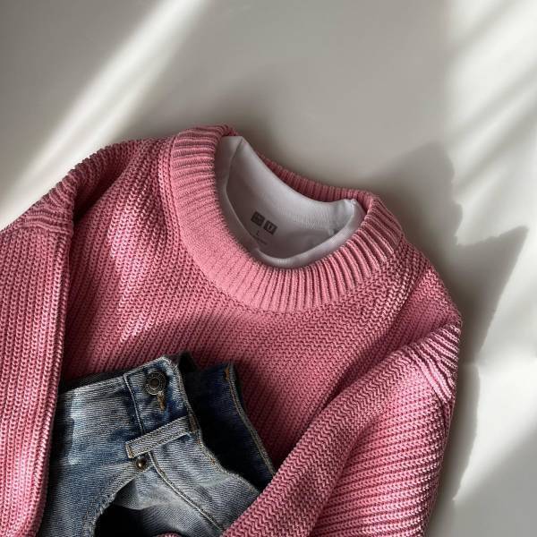 所持率、ぐんぐん上昇中！！【ユニクロ】シンプルこそ《最強》！ 万能「白Tシャツ」