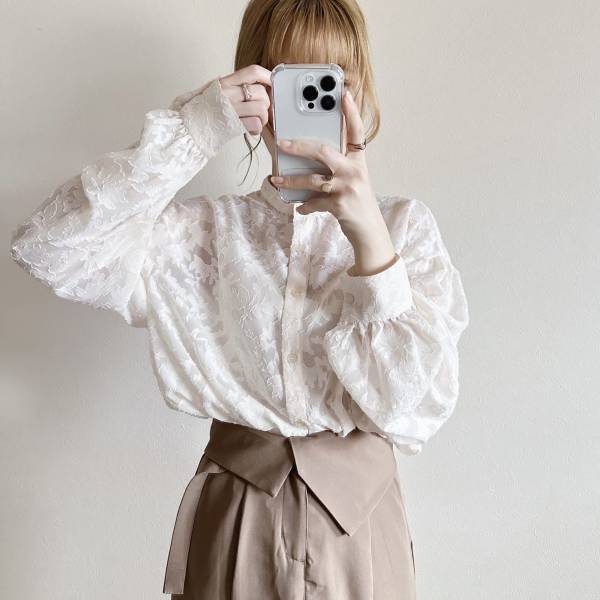 1枚持っておくとトレンド感！トップスとしても羽織でも♡”花柄ジャガードシャツ”で4コーデ