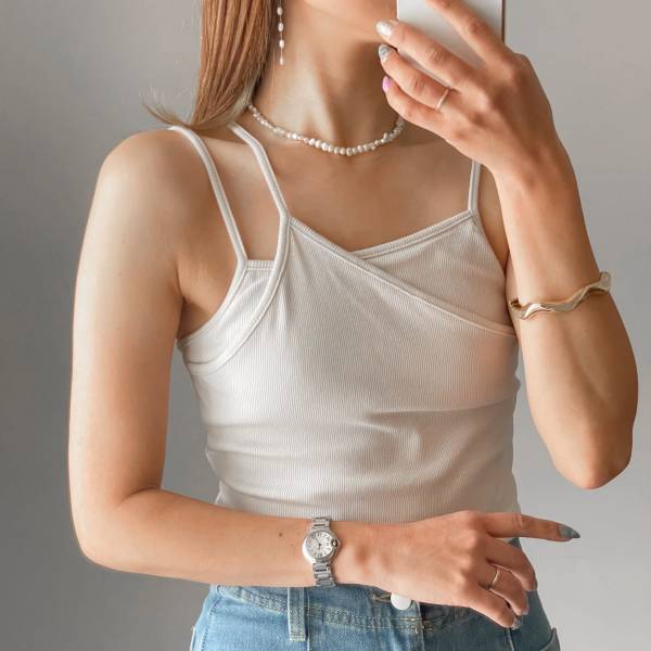 いつものコーデをアップデート？それなら「変形キャミ」を合わせるだけ♡レイヤードコーデにもぴったり！