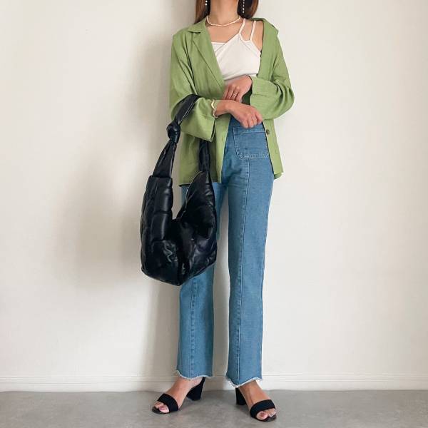 いつものコーデをアップデート？それなら「変形キャミ」を合わせるだけ♡レイヤードコーデにもぴったり！