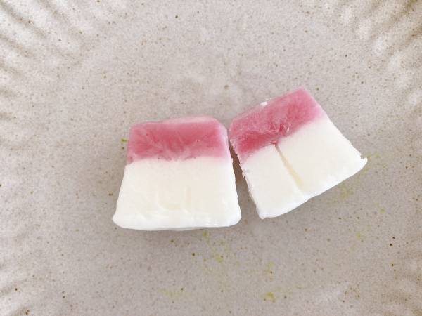 想像以上にハイチュウ！？「衝撃的なほど再現度高めです！」【ローソン】森永製菓ハイチュウアイス