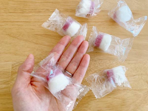 想像以上にハイチュウ！？「衝撃的なほど再現度高めです！」【ローソン】森永製菓ハイチュウアイス